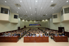 <b>快建立“人工智能+教育”新范式</b> 